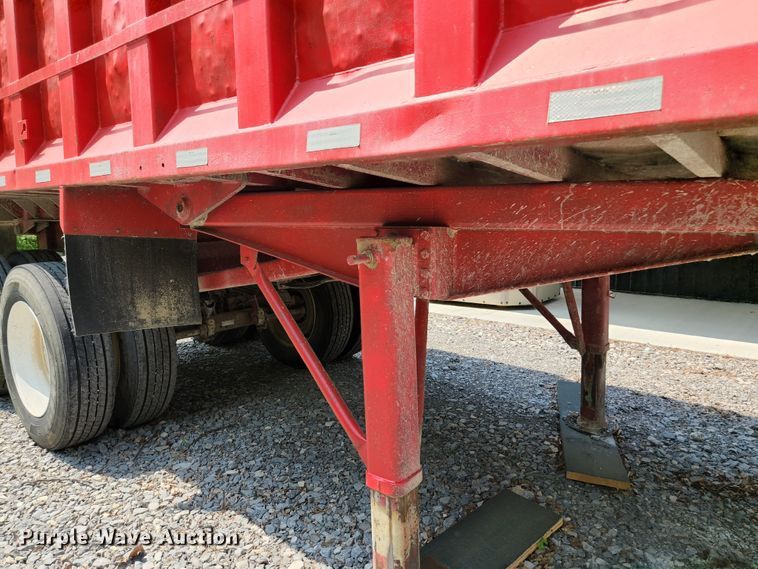 image for item DI1222 1997 Warren  end dump trailer