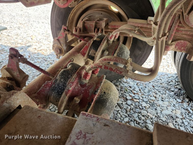 image for item DI1222 1997 Warren  end dump trailer