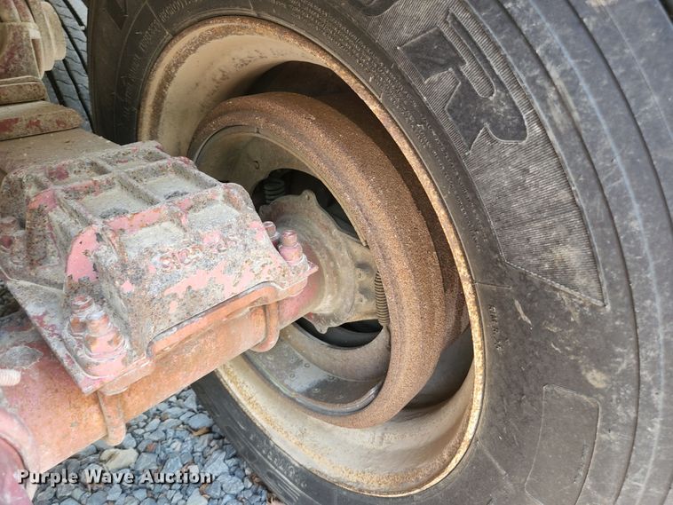 image for item DI1222 1997 Warren  end dump trailer