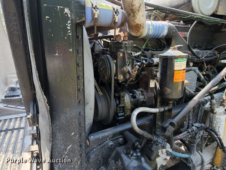 image for item DI1223 1997 Freightliner FLD120  semi truck