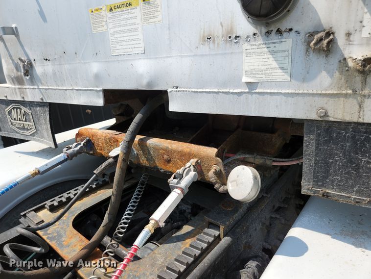 image for item DI1224 2007 MAC  end dump trailer