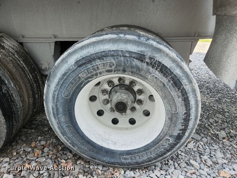 image for item DI1224 2007 MAC  end dump trailer