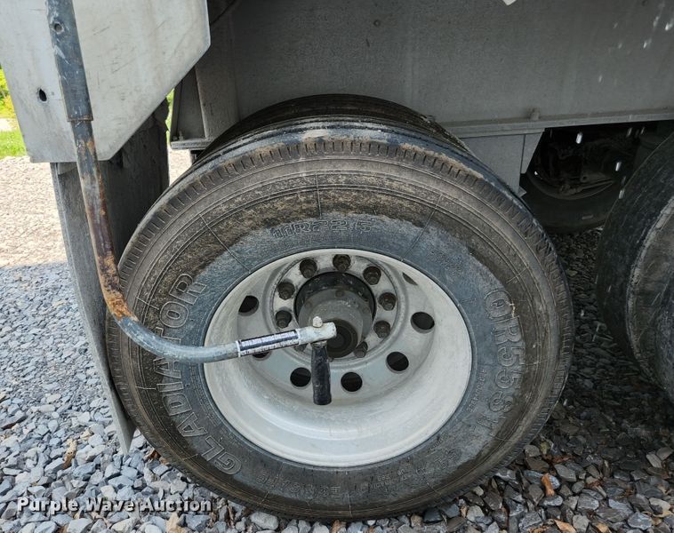 image for item DI1224 2007 MAC  end dump trailer