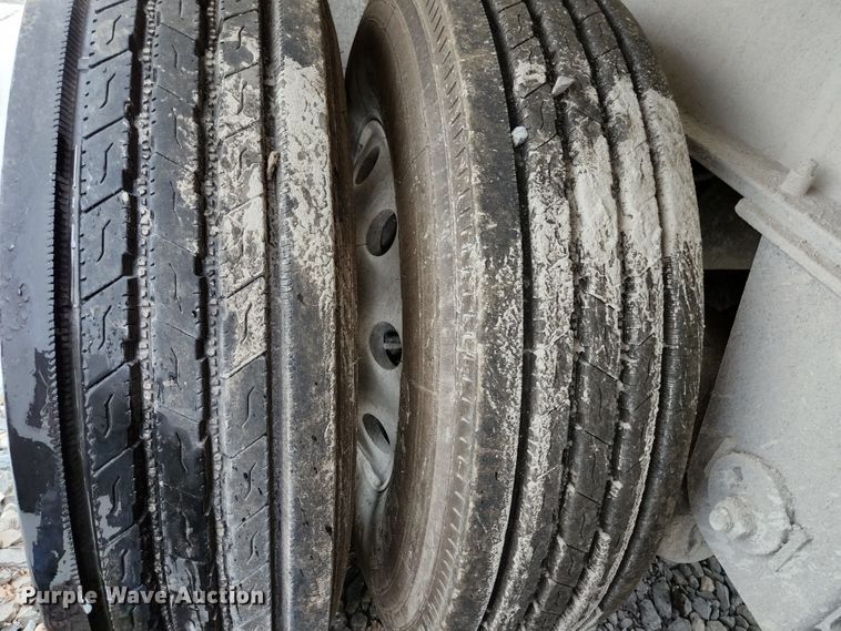 image for item DI1224 2007 MAC  end dump trailer