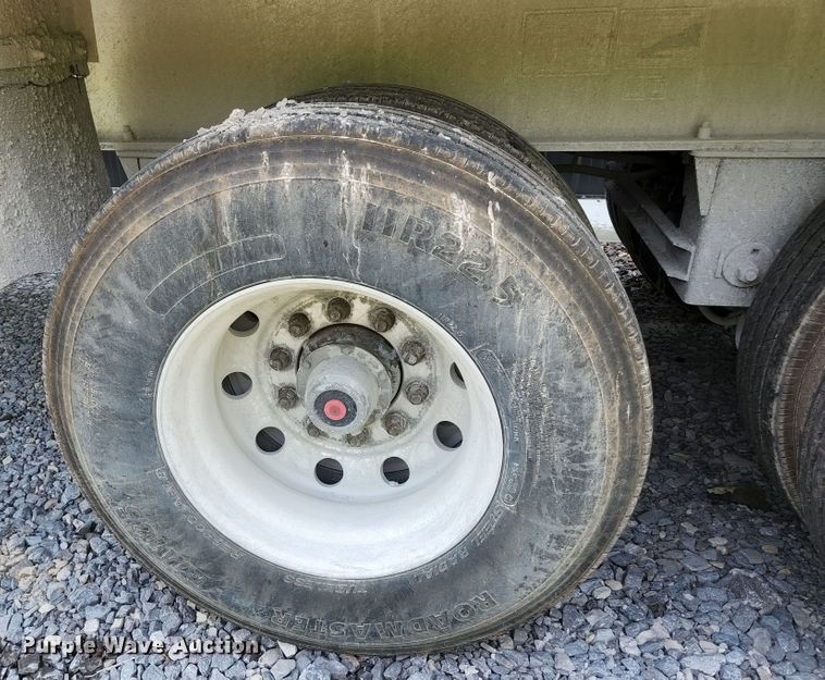 image for item DI1224 2007 MAC  end dump trailer