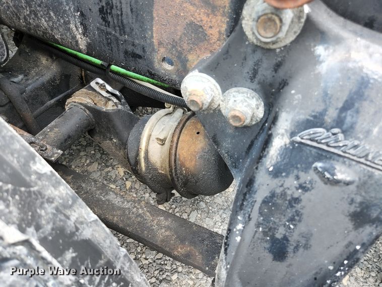 image for item DI1225 2000 Freightliner FLD120  semi truck