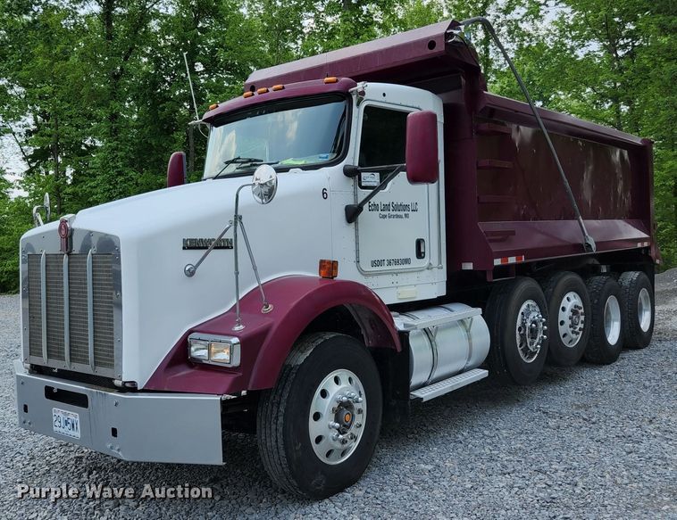 image for item DI1227 2007 Kenworth T800  dump truck