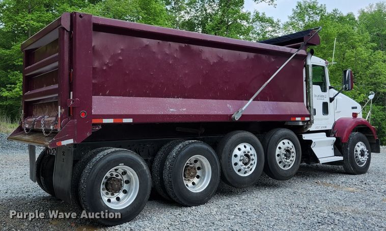 image for item DI1227 2007 Kenworth T800  dump truck
