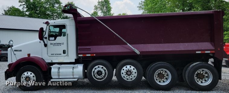 image for item DI1227 2007 Kenworth T800  dump truck