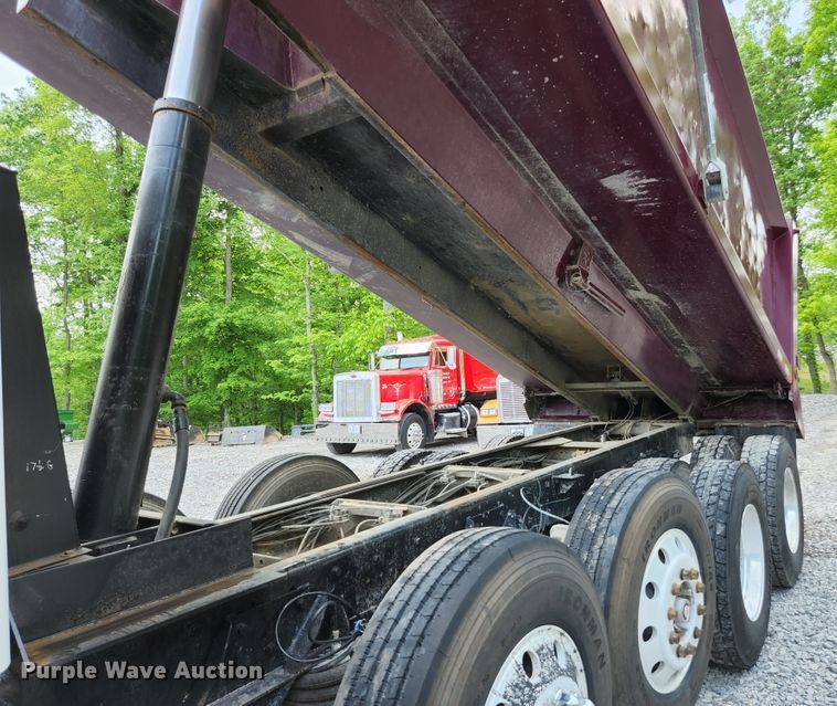 image for item DI1227 2007 Kenworth T800  dump truck