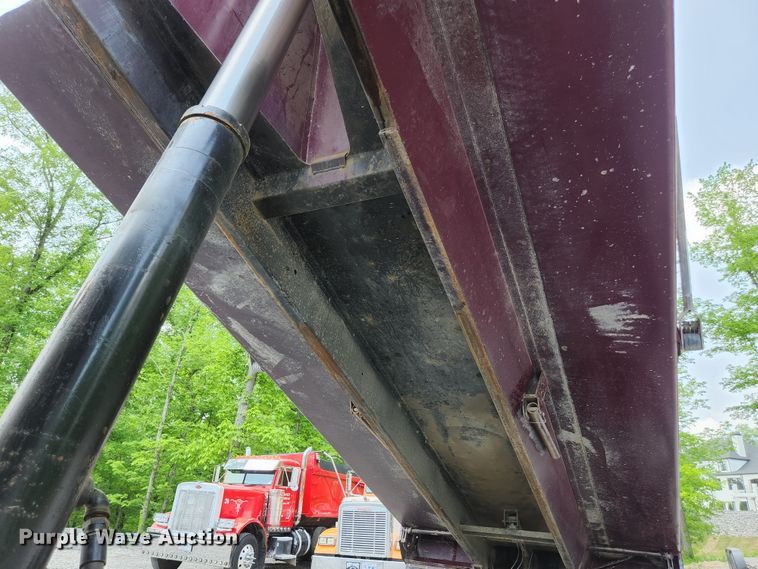 image for item DI1227 2007 Kenworth T800  dump truck