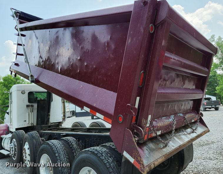image for item DI1227 2007 Kenworth T800  dump truck