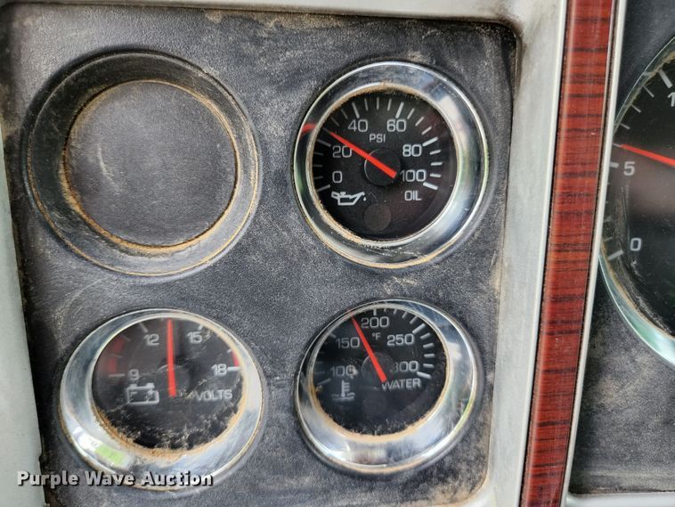 image for item DI1227 2007 Kenworth T800  dump truck