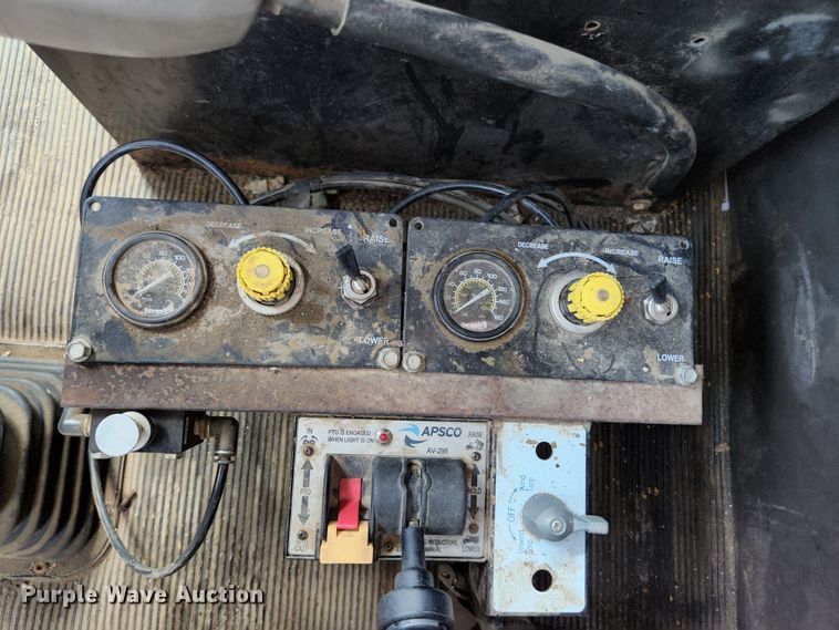 image for item DI1227 2007 Kenworth T800  dump truck