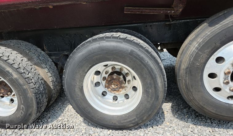 image for item DI1227 2007 Kenworth T800  dump truck