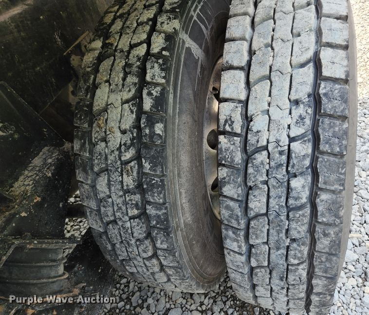 image for item DI1227 2007 Kenworth T800  dump truck