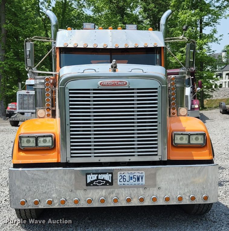 image for item DI1228 2000 Freightliner Classic XL  dump truck