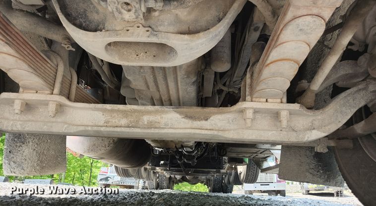 image for item DI1228 2000 Freightliner Classic XL  dump truck