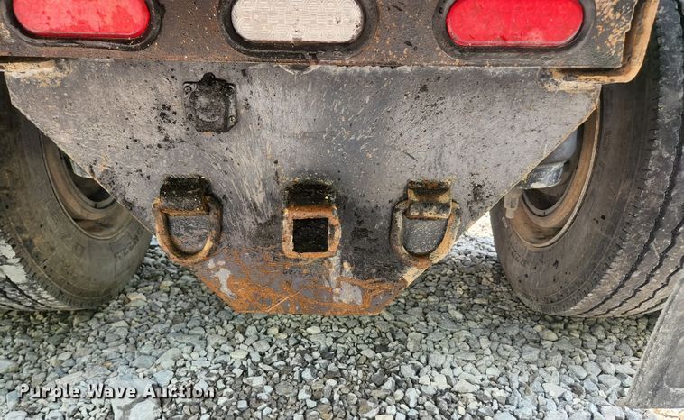 image for item DI1229 1996 Peterbilt 379  dump truck