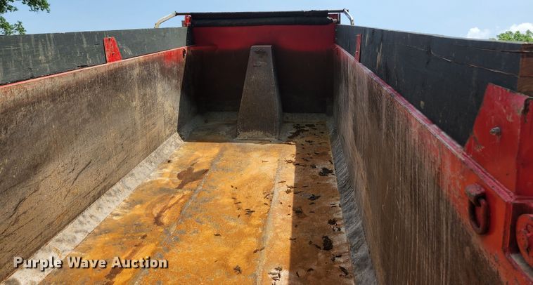 image for item DI1229 1996 Peterbilt 379  dump truck