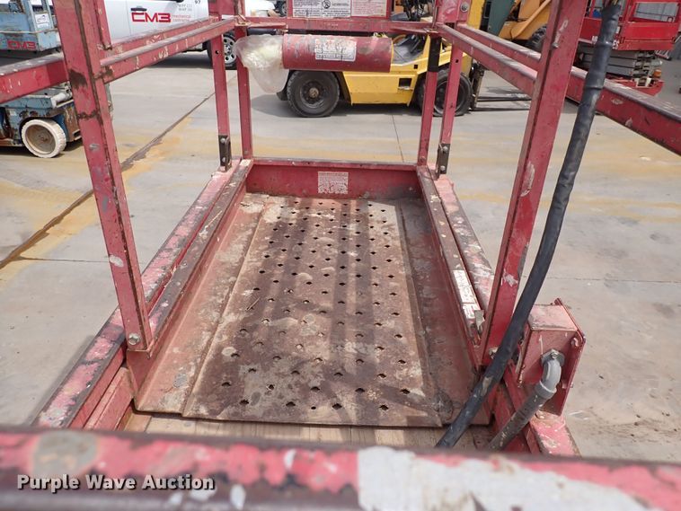 image for item DI1945 1996 Mec 1632  scissor lift