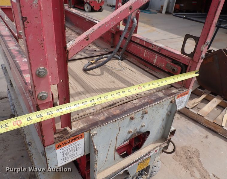 image for item DI1945 1996 Mec 1632  scissor lift