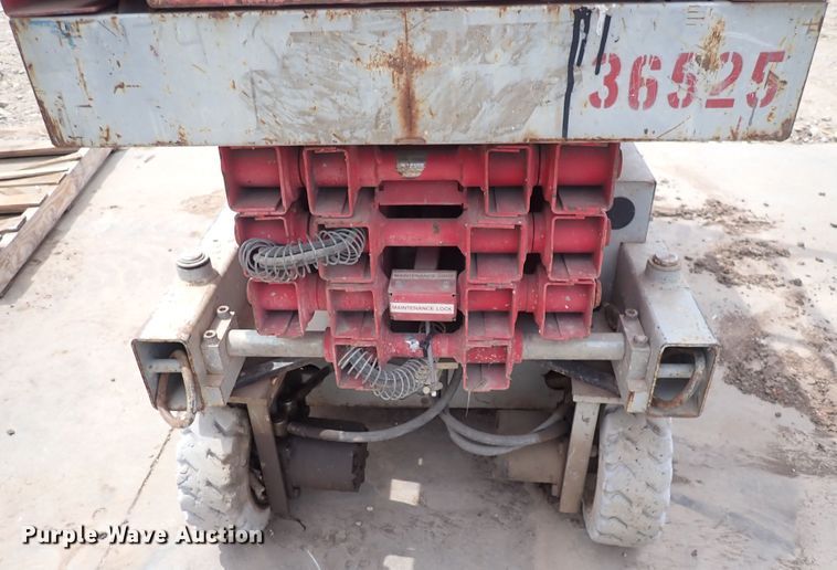 image for item DI1945 1996 Mec 1632  scissor lift