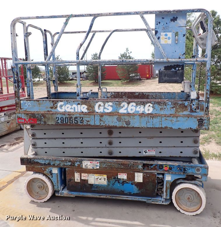 image for item DI1946 Genie GS-2646  scissor lift