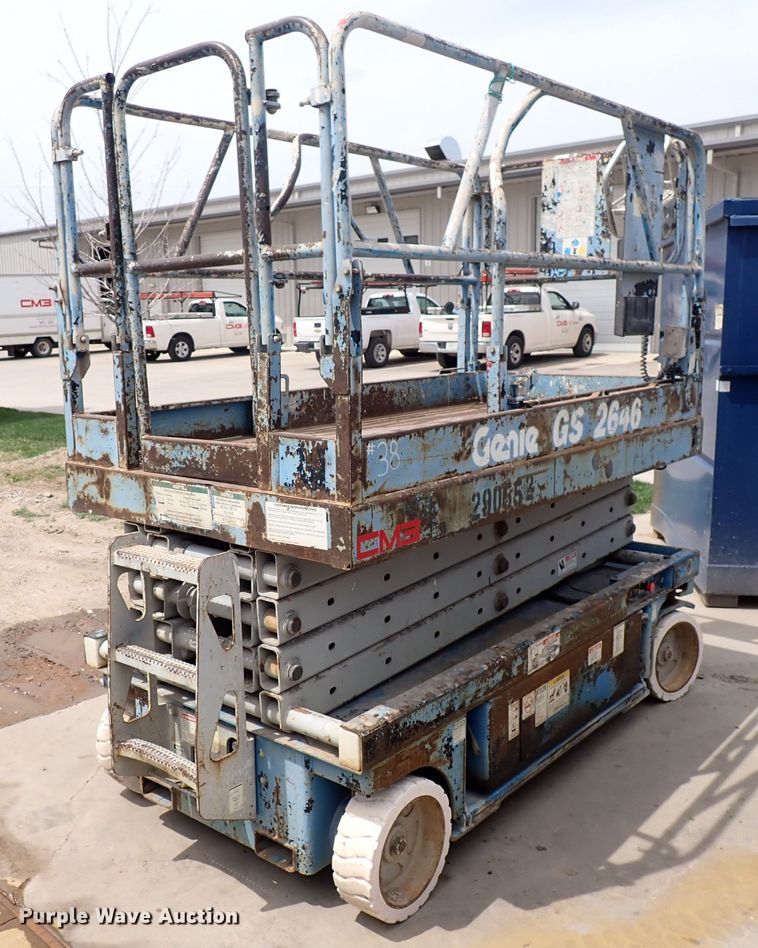 image for item DI1946 Genie GS-2646  scissor lift
