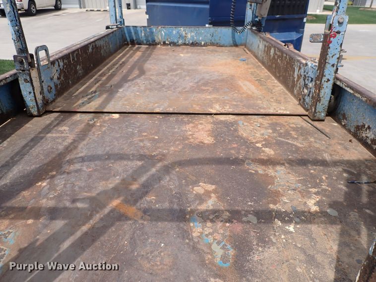 image for item DI1946 Genie GS-2646  scissor lift