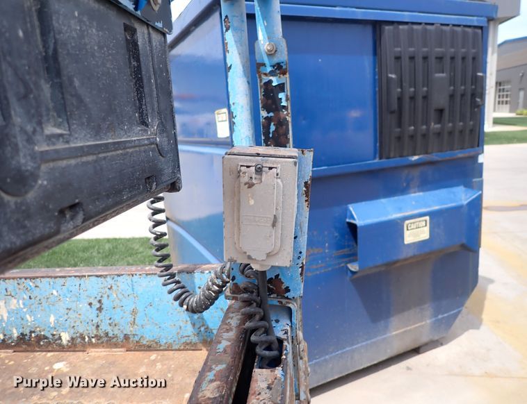 image for item DI1946 Genie GS-2646  scissor lift