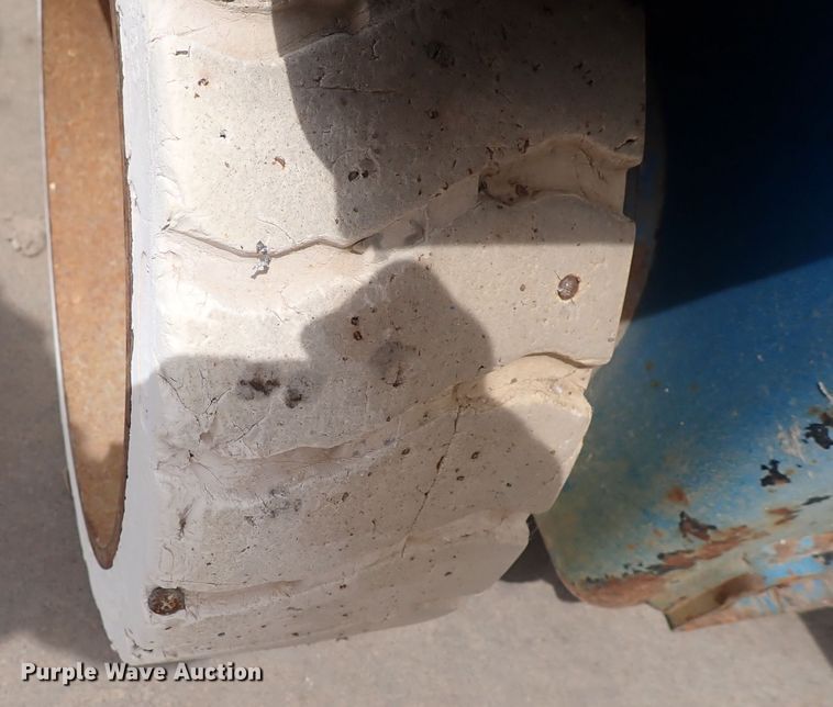 image for item DI1946 Genie GS-2646  scissor lift