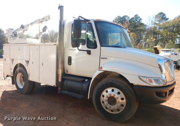 image for item DI8578 2008 International 4300  utility / service truck