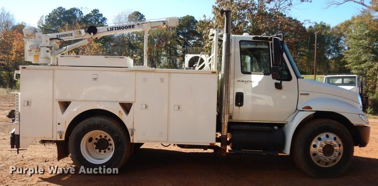 image for item DI8578 2008 International 4300  utility / service truck