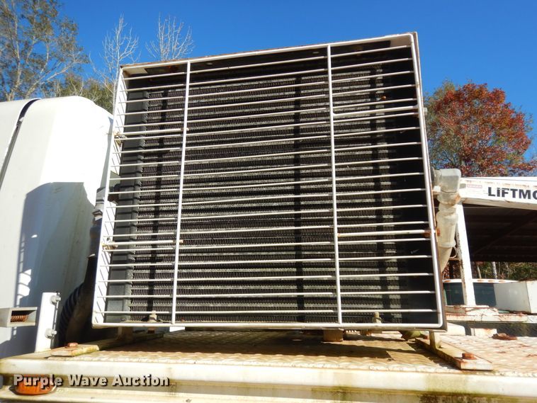 image for item DI8578 2008 International 4300  utility / service truck