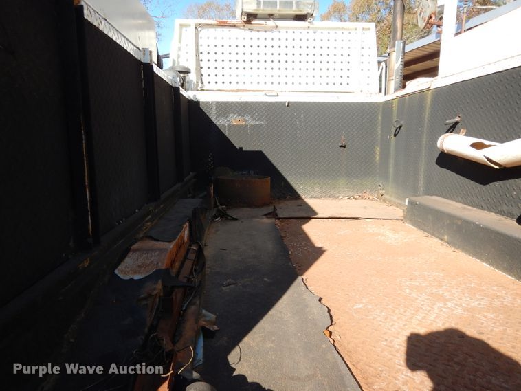 image for item DI8578 2008 International 4300  utility / service truck