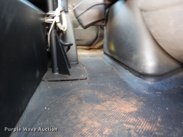 image for item DI8578 2008 International 4300  utility / service truck