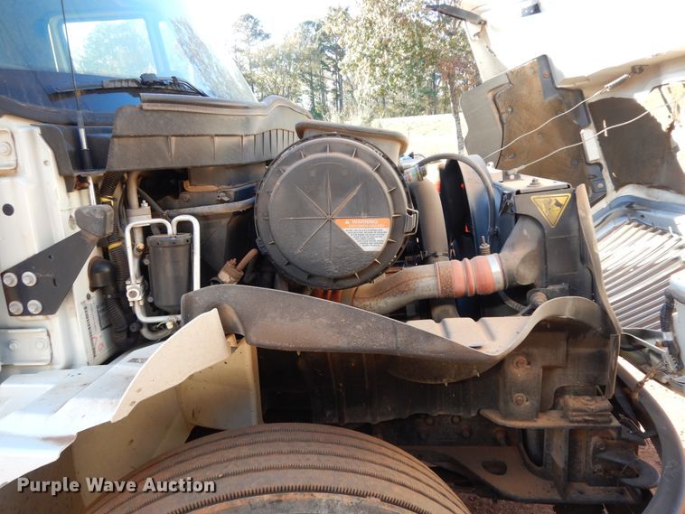 image for item DI8578 2008 International 4300  utility / service truck