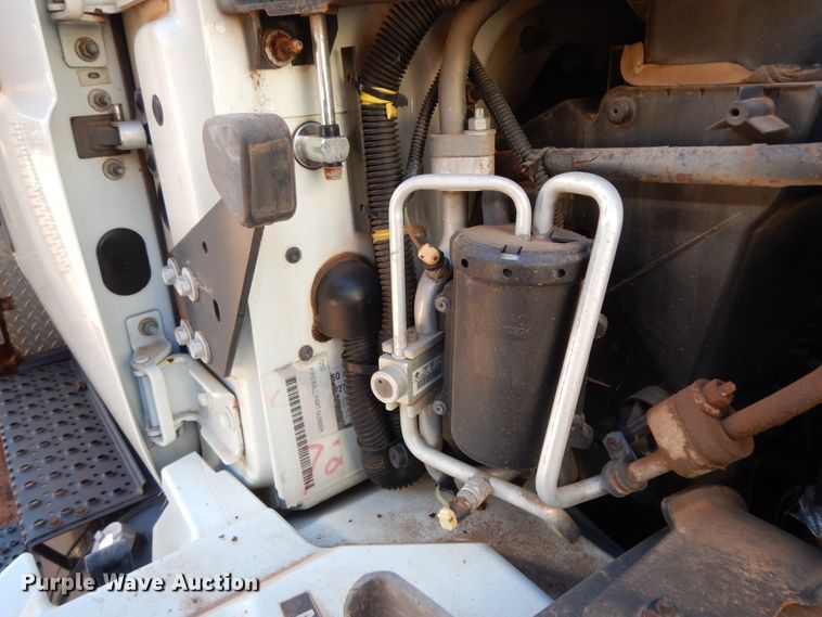 image for item DI8578 2008 International 4300  utility / service truck