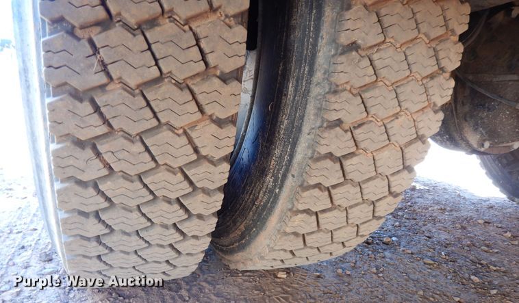 image for item DI8578 2008 International 4300  utility / service truck