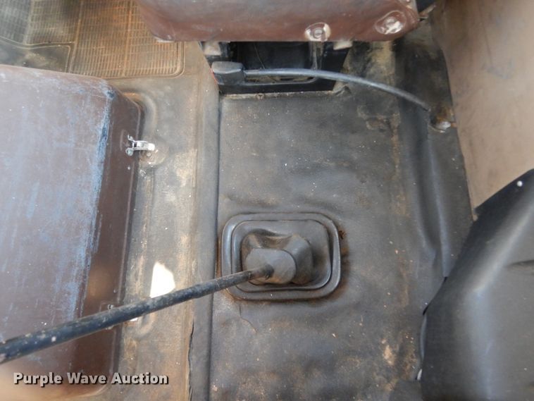 image for item DI8579 1991 International 7100  fuel / lube truck