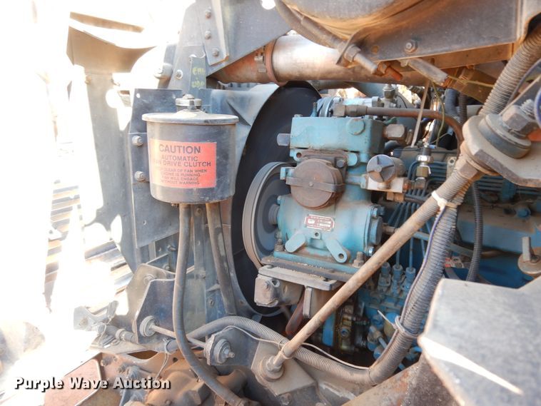 image for item DI8579 1991 International 7100  fuel / lube truck