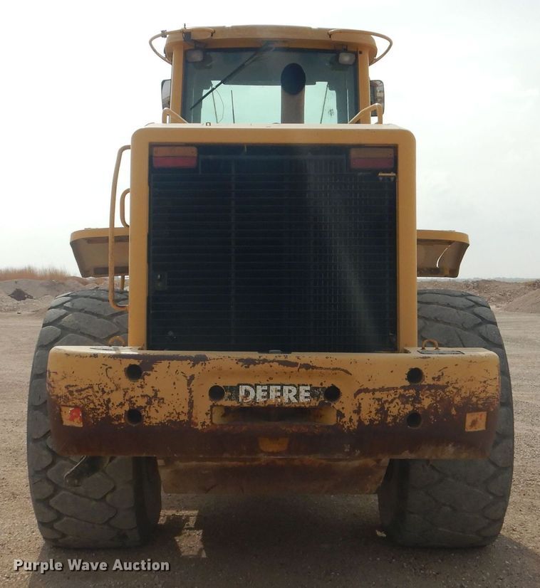 image for item DJ8949 1999 John Deere 744H  wheel loader