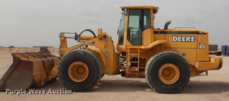 image for item DJ8949 1999 John Deere 744H  wheel loader