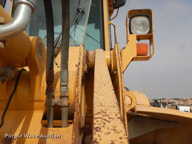 image for item DJ8949 1999 John Deere 744H  wheel loader