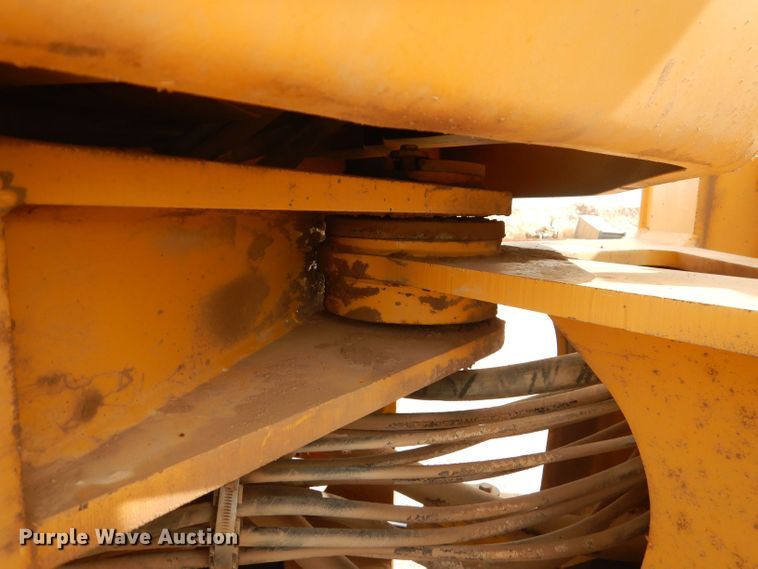 image for item DJ8949 1999 John Deere 744H  wheel loader