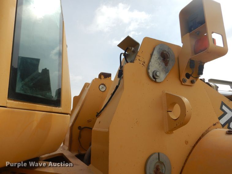 image for item DJ8949 1999 John Deere 744H  wheel loader