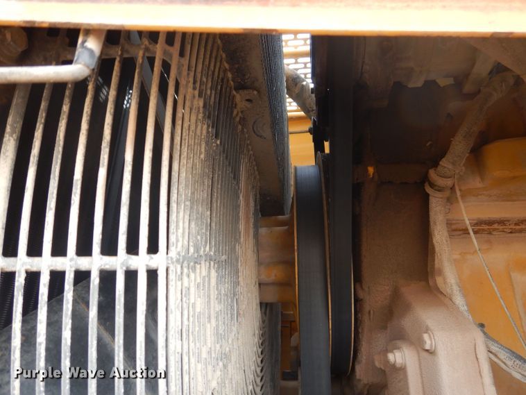 image for item DJ8949 1999 John Deere 744H  wheel loader