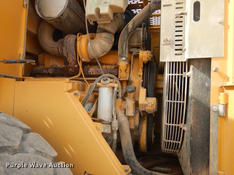 image for item DJ8949 1999 John Deere 744H  wheel loader