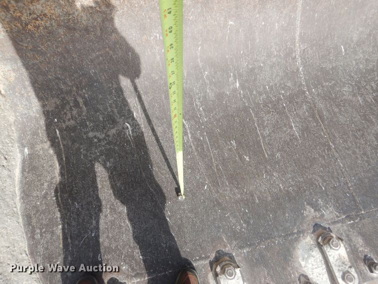 image for item DJ8949 1999 John Deere 744H  wheel loader